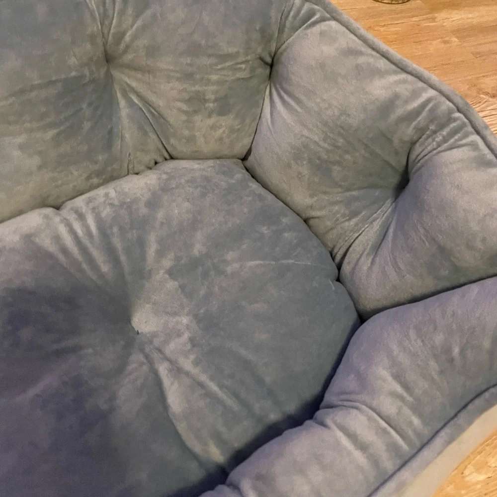 🔥 FIRE FLASH Celebration Weekend SALE!! - Tufted Pet bed